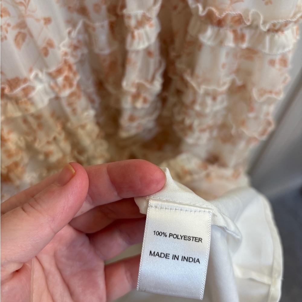 Ivy City Co Aniston Cream Dress - Picture 5 of 5